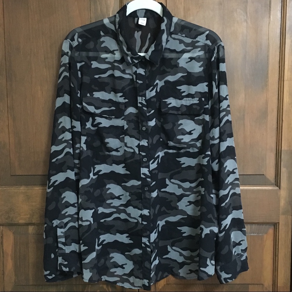 Old Navy Camouflage Blouse